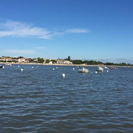 Maison Bois Du Bassin Hébergement de vacances *